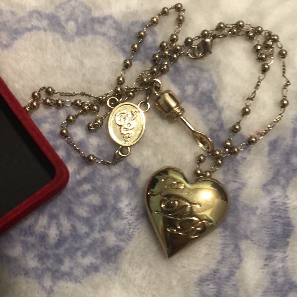 Lana Del Rey - RARE Rosary Coke Heart Locket